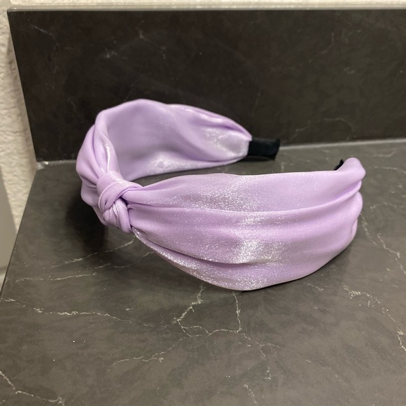 Vici Headband - Picture 3 of 5